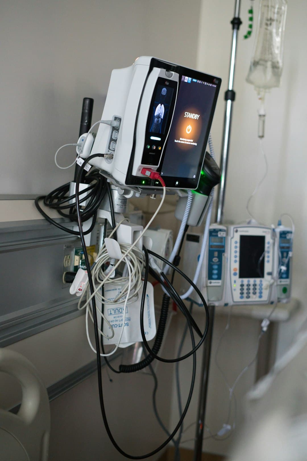 RJ Healthcare medical equipment for instant booking care